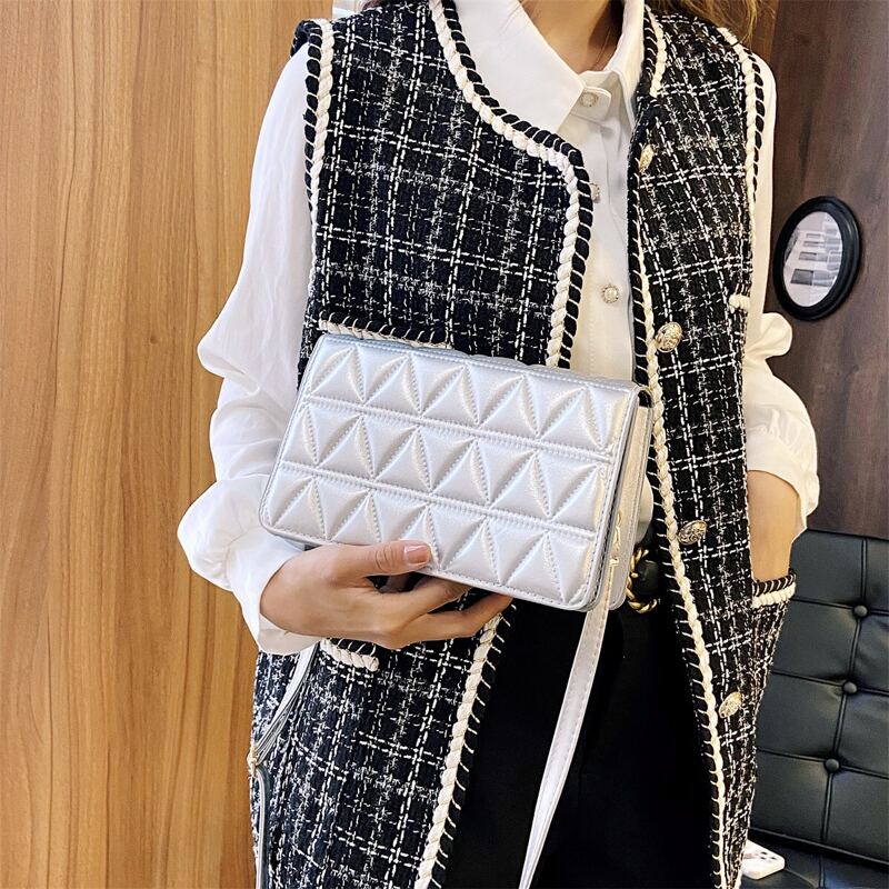 

Quilted Flap Crossbody Bag, Silver