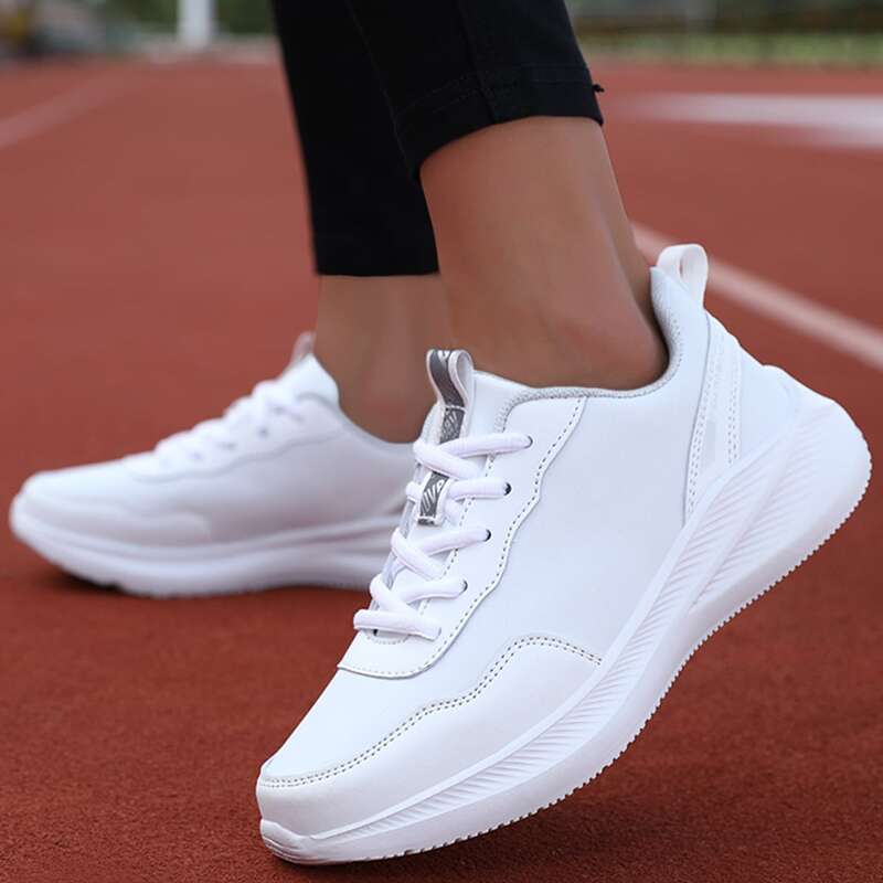 

Minimalist Lace-up Front Running Shoes, White