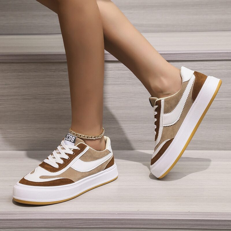 

Colorblock Lace Up Front Skate Shoes, Multicolor