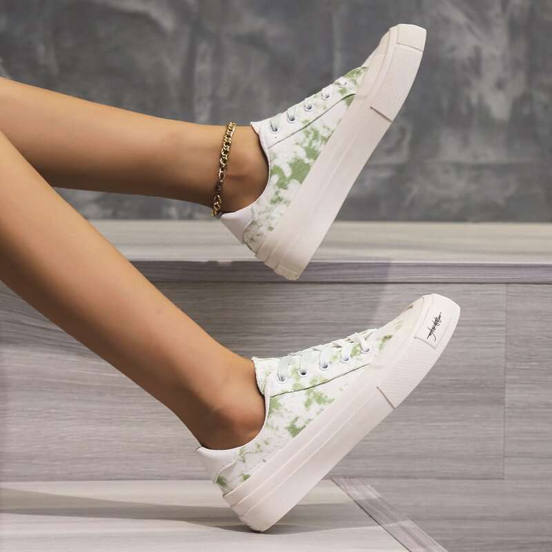 

Tie Dye Lace Up Front Canvas Shoes, Multicolor