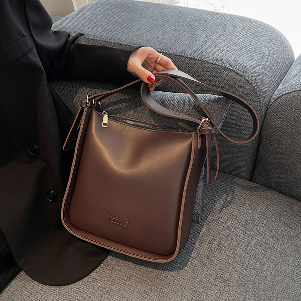

Minimalist Square Bag, Coffee brown