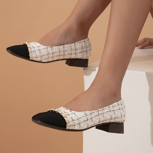 

Chain Decor Tweed Flats, Beige