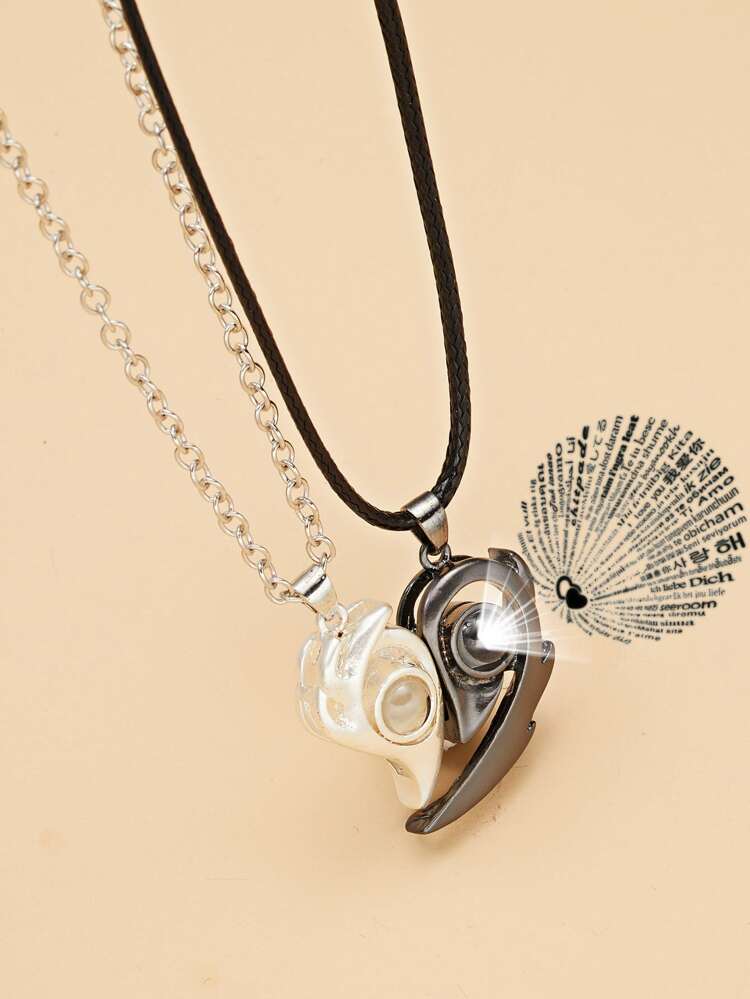 2pcs Couple Light Projection Heart Charm Necklace