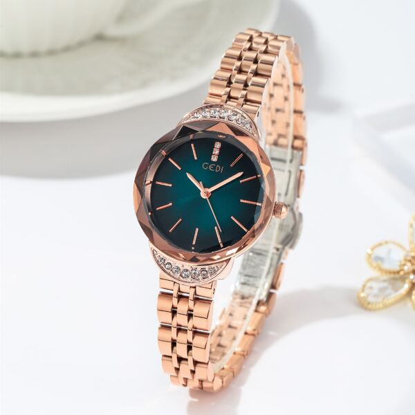 

Rhinestone Decor Round Pointer Quartz Watch