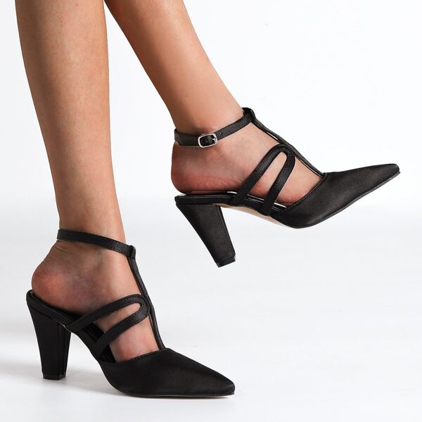 

Minimalist Point Toe Ankle Strap Pumps, Black