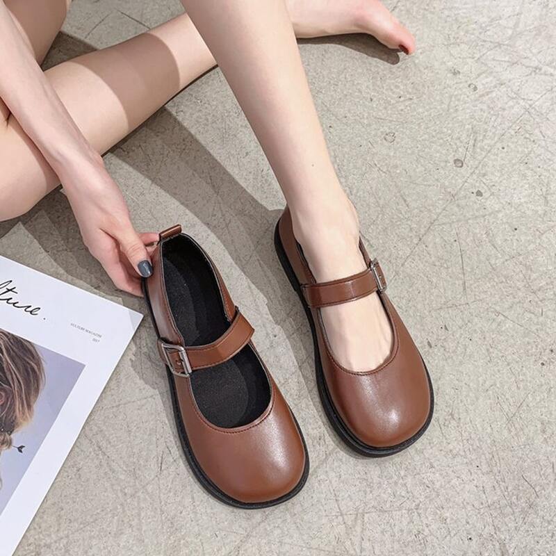 

Minimalist Mary Jane Flats, Brown