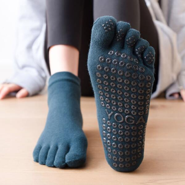 

1pair Non-slip Breathable Yoga Socks, Royal blue