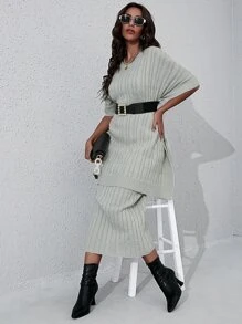 Modelyn 側邊開叉麻花編織斗篷和針織短裙不附腰帶 - 淺灰色 - 查看 1