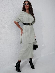 Modelyn 側邊開叉麻花編織斗篷和針織短裙不附腰帶 - 淺灰色 - 查看 7