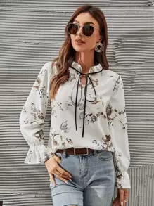 SHEIN Clasi 印花繫帶領襯衫 - 白色 - 查看 1