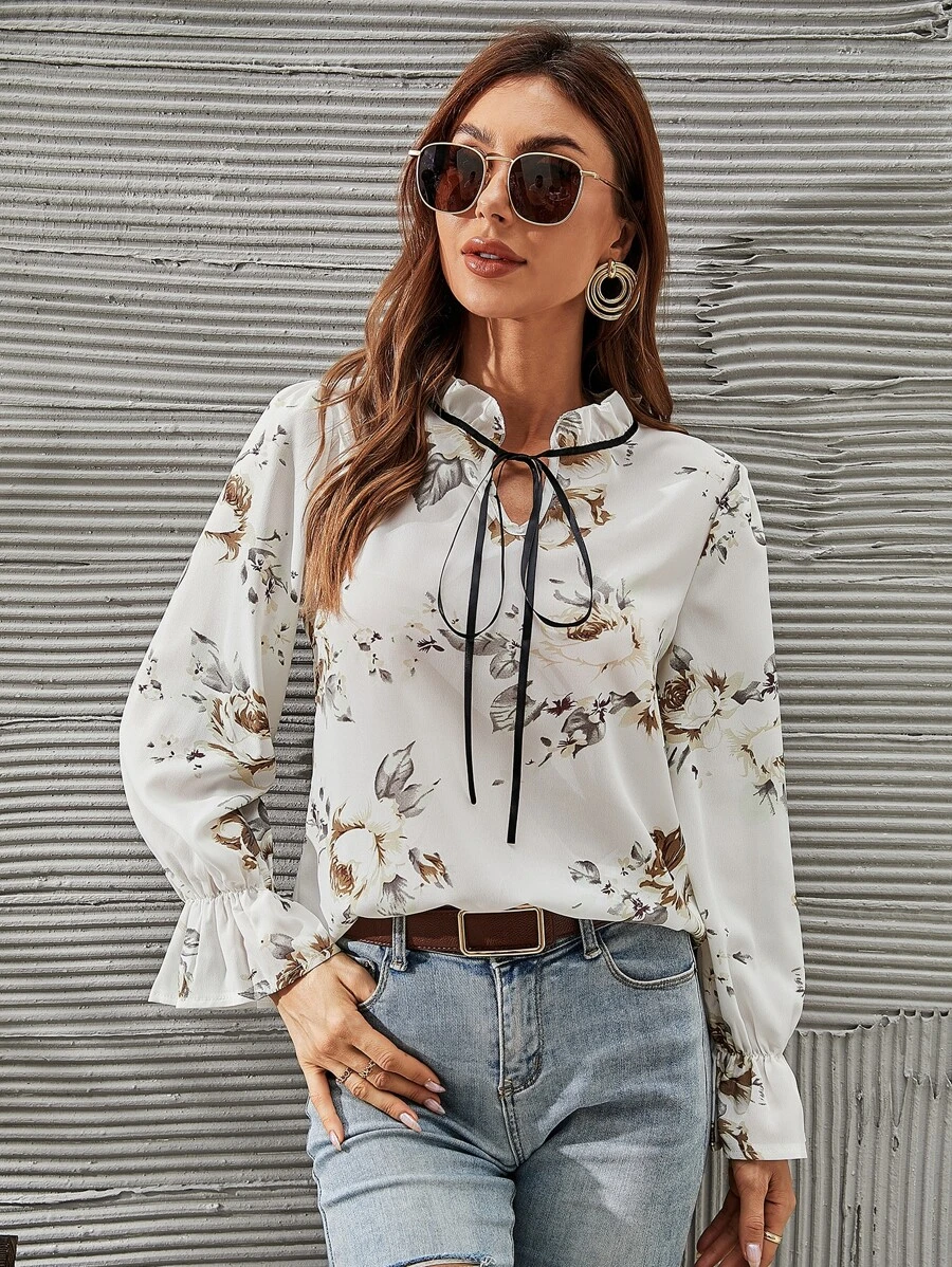 SHEIN Clasi 印花繫帶領襯衫 - 白色 - 查看 1