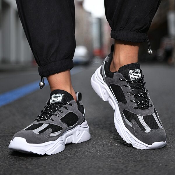 

Men Reflective Stripe Decor Chunky Sneakers, Dark grey
