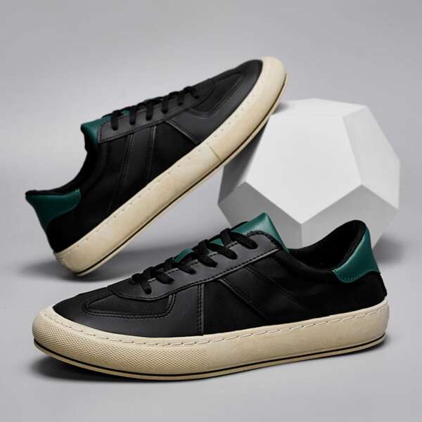 

Men Colorblock Lace-up Front Sneakers, Black