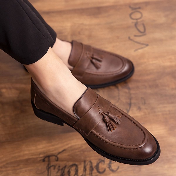 

Men Tassel Decor Stitch Detail Dress Shoes, Brown