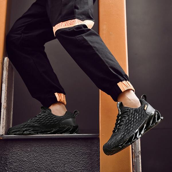 

Men Mesh Panel Lace-Up Front Sneakers, Black