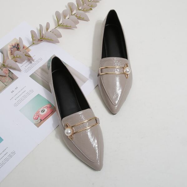 

Faux Pearl Decor Flat Loafers, Apricot