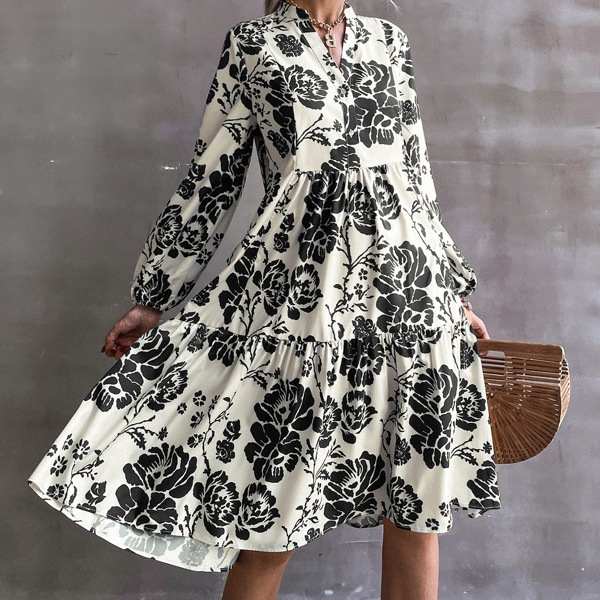 

Floral Print Lantern Sleeve Dress Without Belt, Black and white