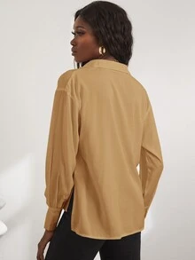 Blusa bajo con abertura irregular - Caqui - Ver 2