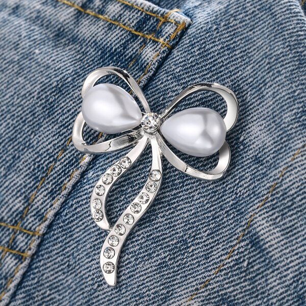 

Faux Pearl Decor Bow Design Brooch, Silver