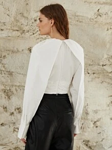 Mulvari Solid Chain Detail Cut Out Crop Blouse - White - View 2