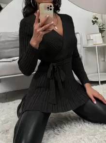 SHEIN Essnce Jersey de cuello cruzado tejido de canalé con cinturón - Negro - Ver 1