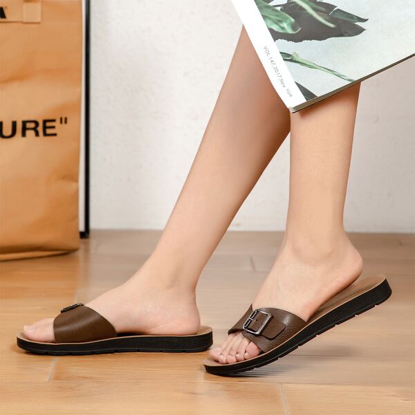 

Buckle Decor Flat Sandals, Coffee brown
