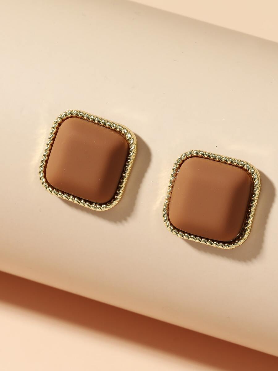 Geometric Design Stud Earrings - Brown - View 1