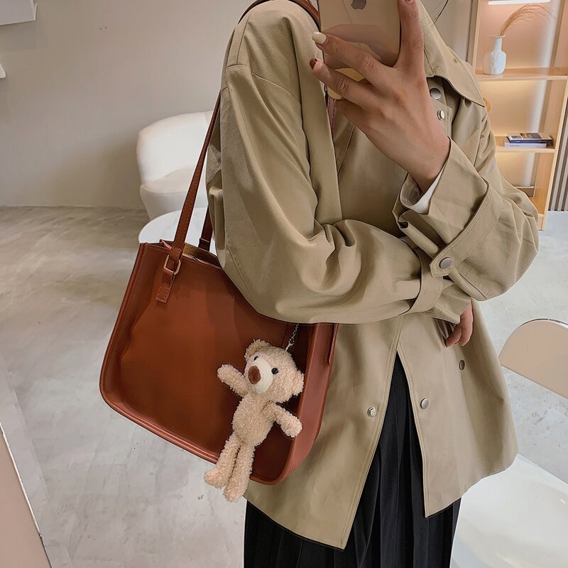 

Minimalist Tote Bag, Coffee brown