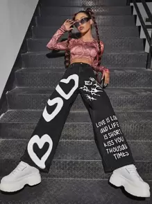 High Waist Heart & Slogan Graphic Jeans - Black - View 3