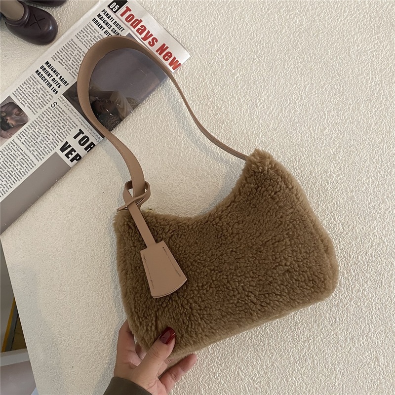 

Fluffy Shoulder Bag, Brown