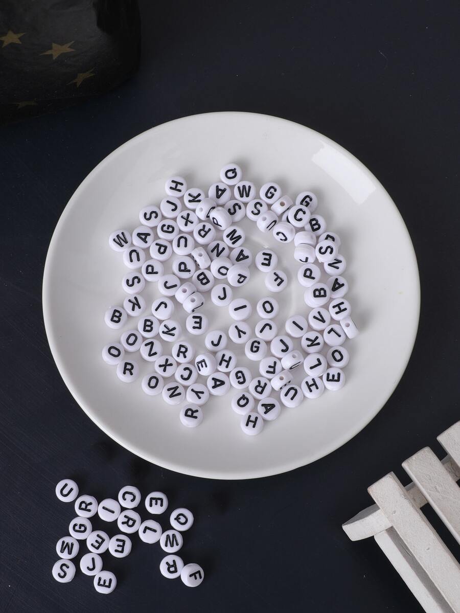 100pcs Letter Graphic Random DIY Bead - Black and White - View 1