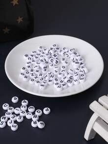 100pcs Letter Graphic Random DIY Bead - Black and White - View 3