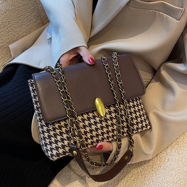 

Houndstooth Graphic Chain Shoulder Bag, Multicolor