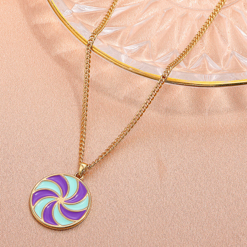 

Graphic Geo Shaped Pendant Chain Necklace, Multicolor