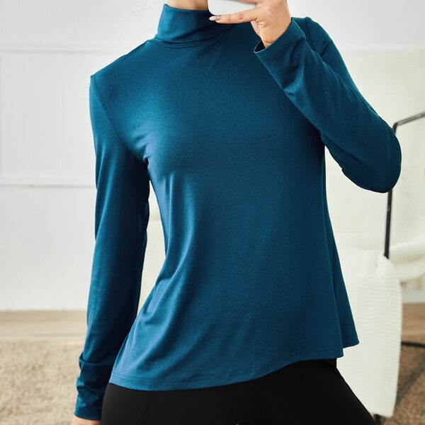 

Absorbs Sweat Warming Sports Tee, Teal blue