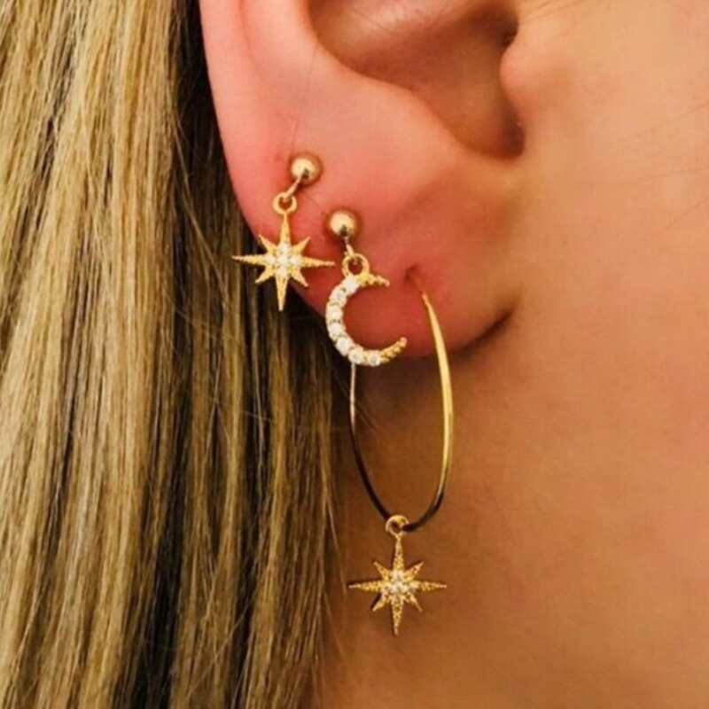 

4pcs Rhinestone Decor Earrings, Gold