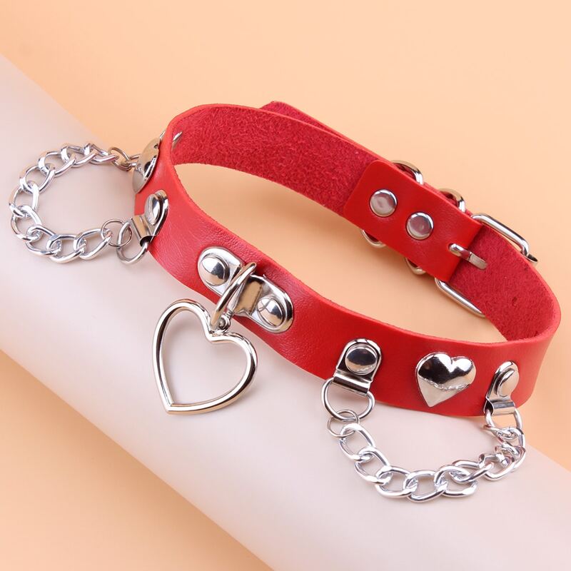 

Heart Decor Choker, Red