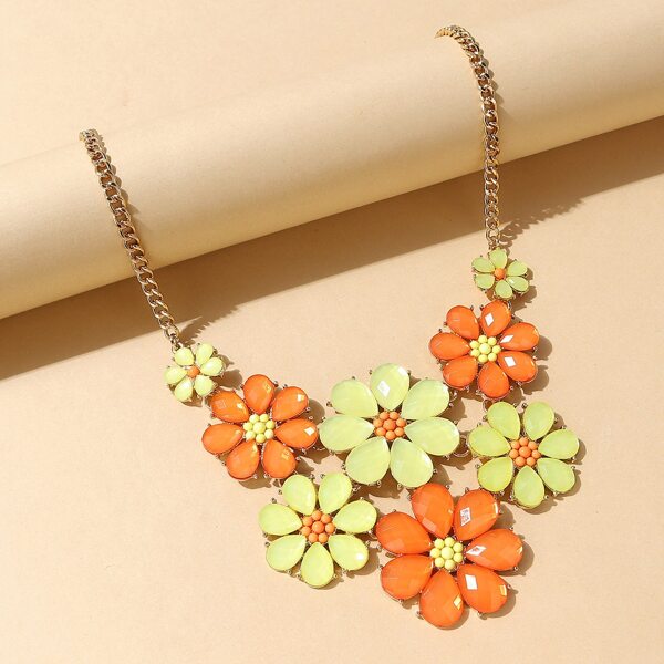 

Flower Charm Necklace, Multicolor