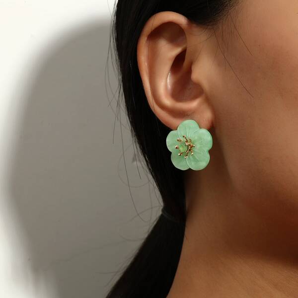 

Flower Decor Stud Earrings, Green