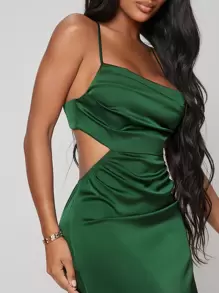 SHEIN SXY 鏤空露背交叉緞面洋裝 - 墨綠色 - 查看 2