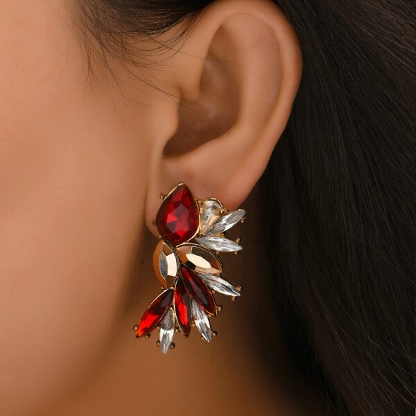 

Gemstone Decor Stud Earrings, Red