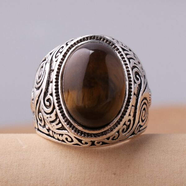 

Oval Resin Decor Ring, Multicolor