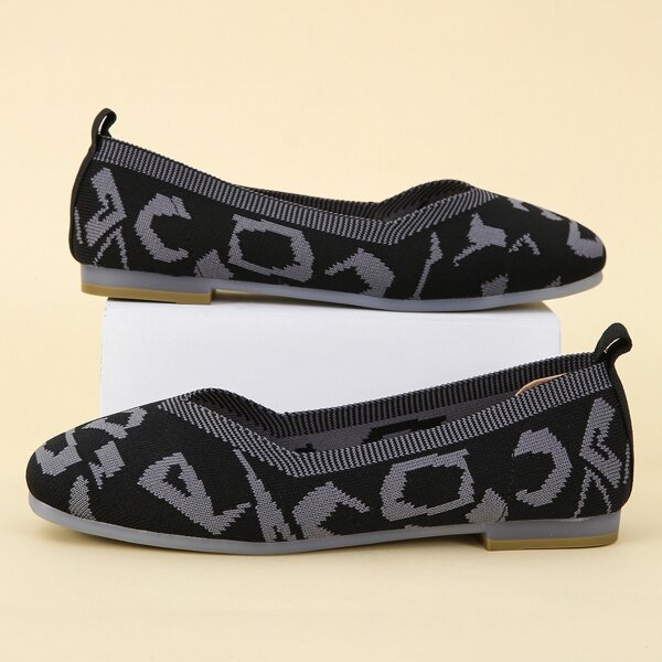 

Two Tone Knit Ballet Flats, Multicolor