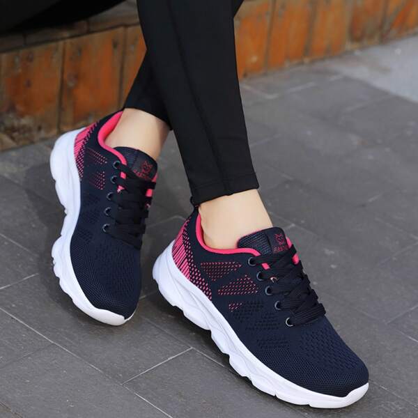 

Two Tone Breathable Running Shoes, Black