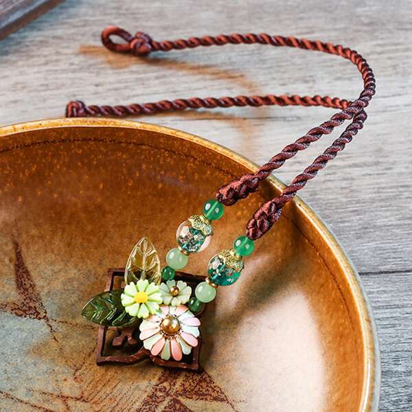 

Flower Decor Necklace, Multicolor