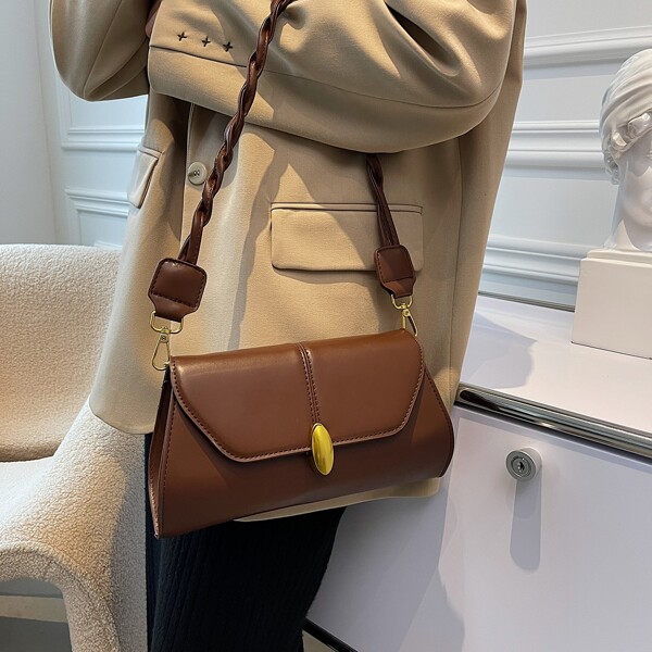 

Minimalist Braided Design Baguette Bag, Brown