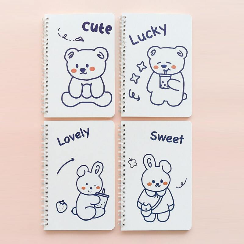 

1pc Cartoon Bear Print Cover Random Spiral Notebook, Multicolor