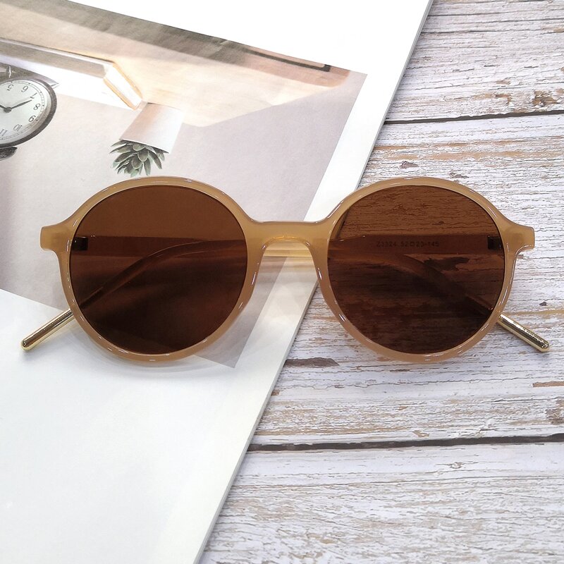 

Round Frame Sunglasses