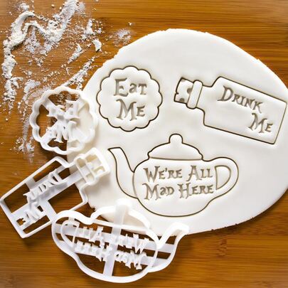 3pcs Ăn Máy cắt bánh quy Làm bánh Phụ kiện ALICE In Chủ đề Khuôn bánh quy Hoạt hình Thú cưng Mèo Chó Bánh quy
