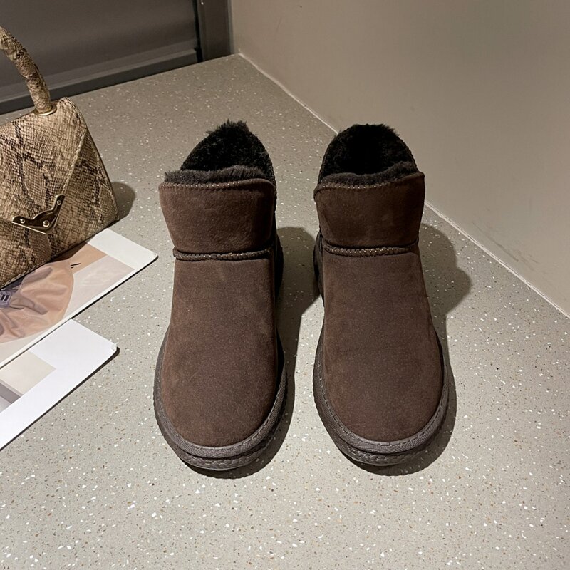 

Minimalist Snow Boots, Brown